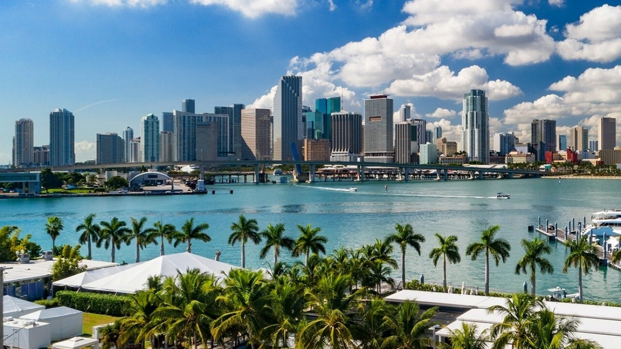 Florida là nơi có khí hậu ấm áp quanh năm, với nhiều bãi biển đẹp đến siêu lòng.
