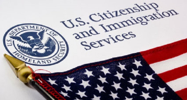 CÁC THUẬT NGỮ DI TRÚ MỸ BẠN CẦN BIẾT 2 USCIS là cơ quan quản lý việc nhập cư/nhập tịch vào Mỹ